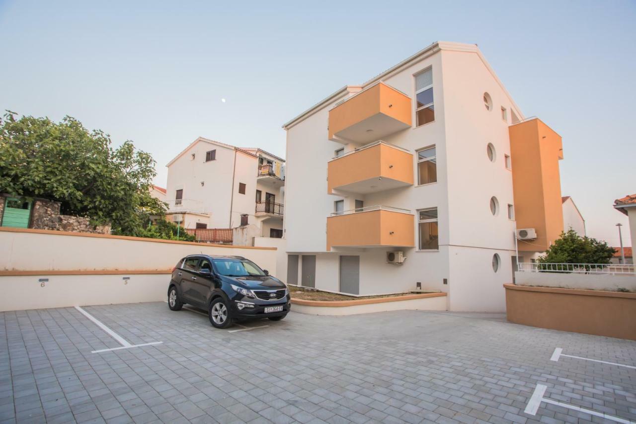 Apartment Luni Primošten Exterior foto